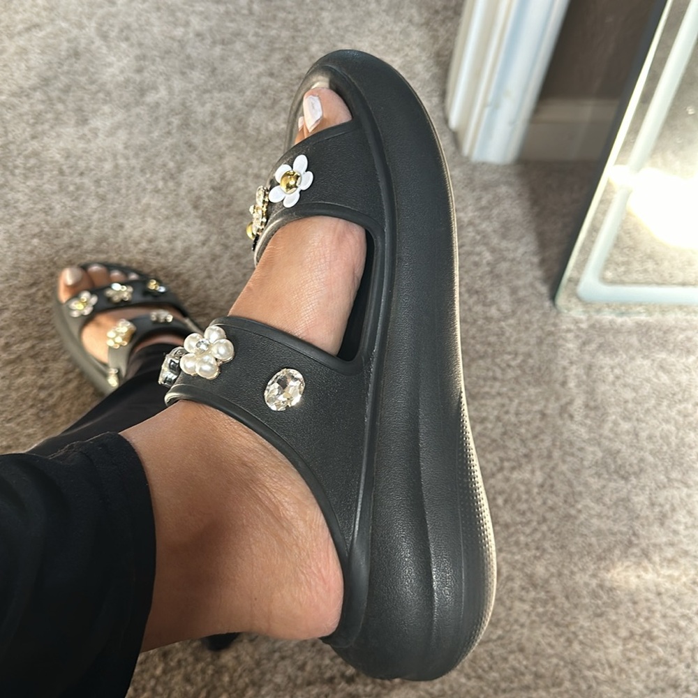 Crocs - Picture 5 of 5